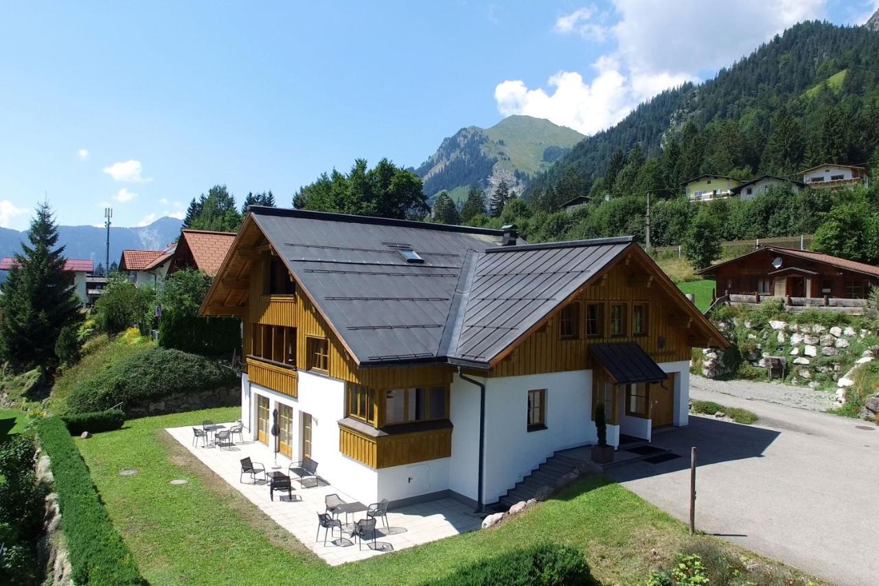 Apartmenthaus Matri By Pferd Auf Wolke Wald am Arlberg Kültér fotó
